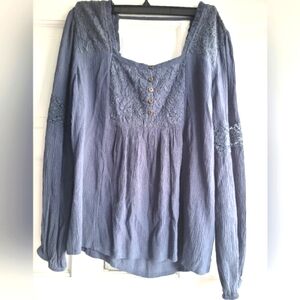 Blue Maurices top, Lace And Button Details, size medium, Boho, Bohemian, Flowy
